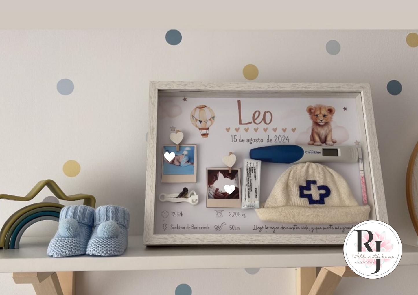 Guarda recuerdos nacimiento bebé recién nacido con diseño leoncito acuarela